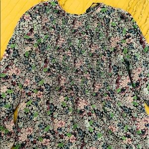 Zara beautiful blouse 😍💐🌺🌻🌹